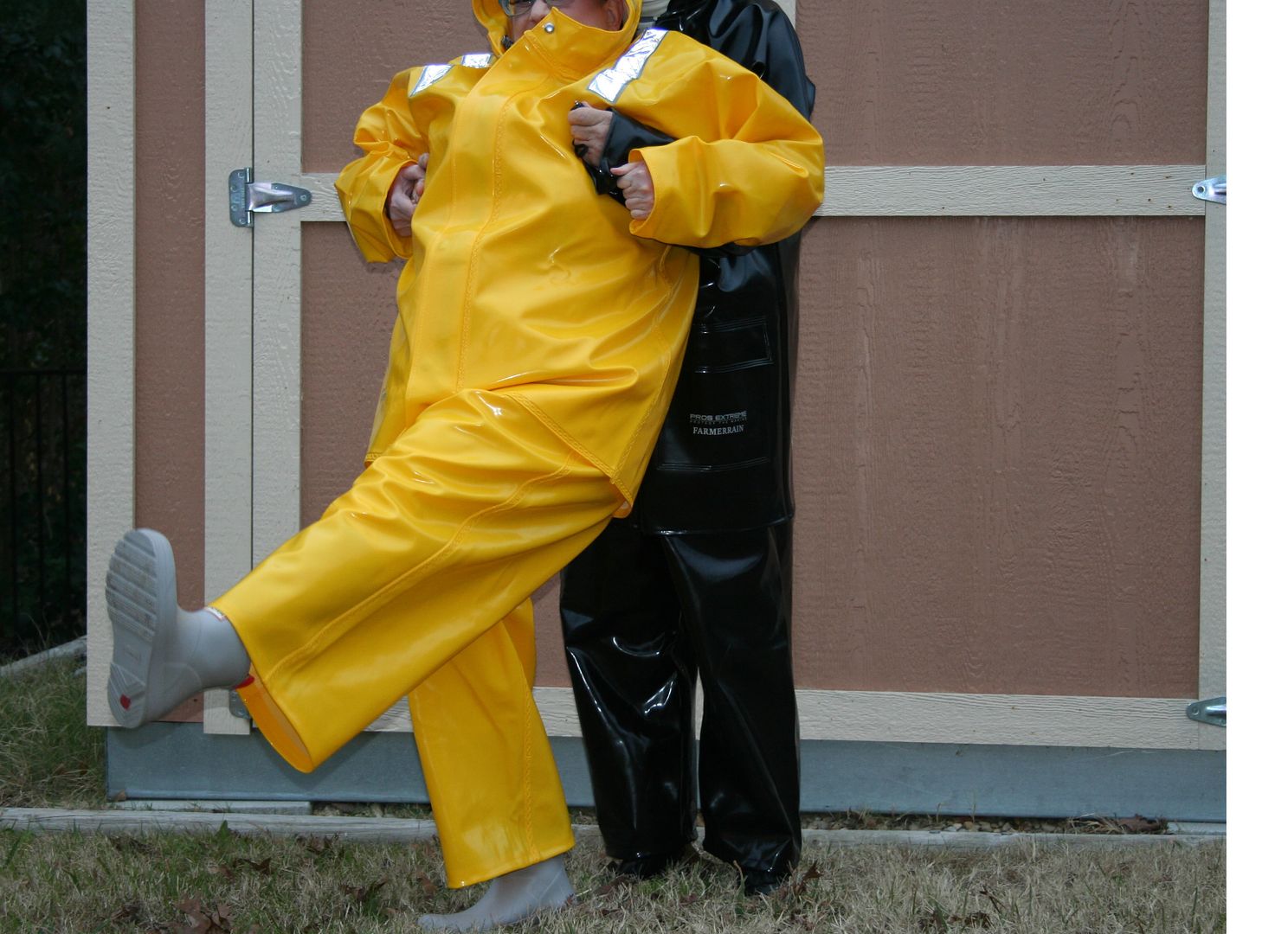 Yellow Pros Rain Suit Photo Shoot Rainwear Central Rainwear Forum